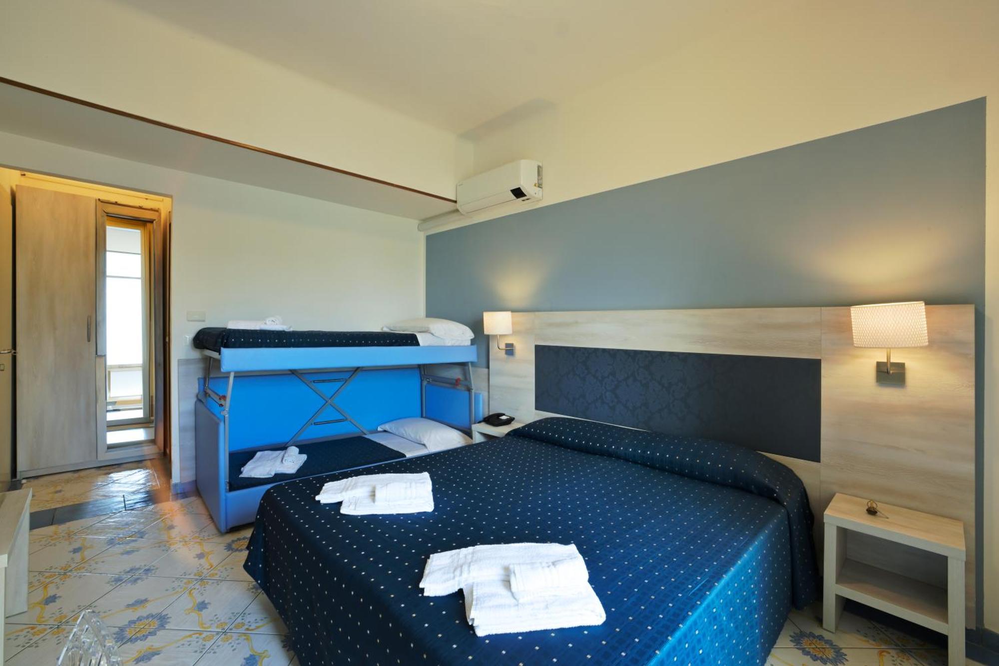 Hotel Delfino Laigueglia Zewnętrze zdjęcie