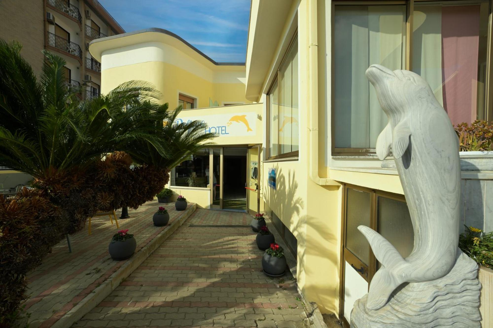 Hotel Delfino Laigueglia Zewnętrze zdjęcie