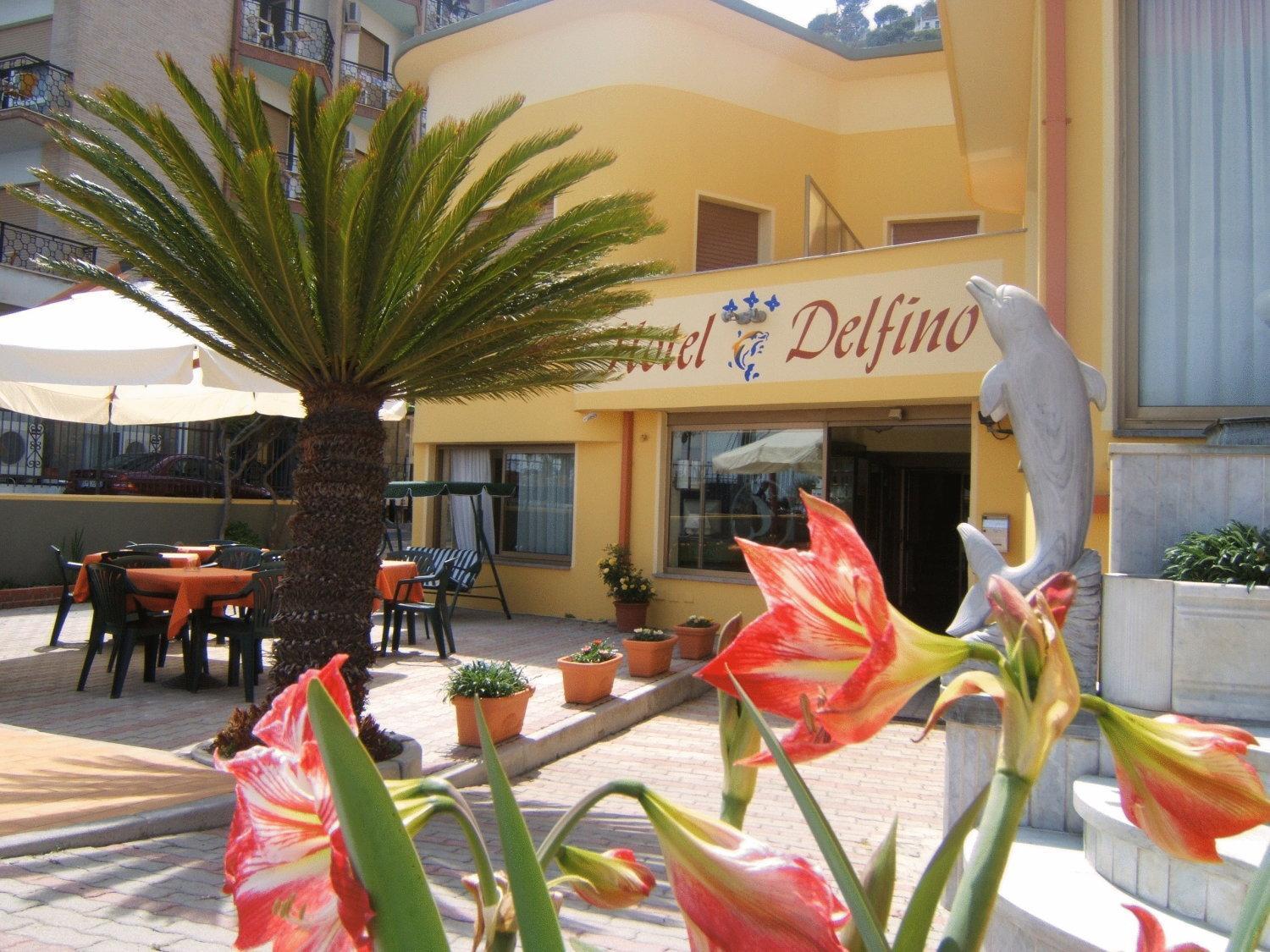 Hotel Delfino Laigueglia Zewnętrze zdjęcie