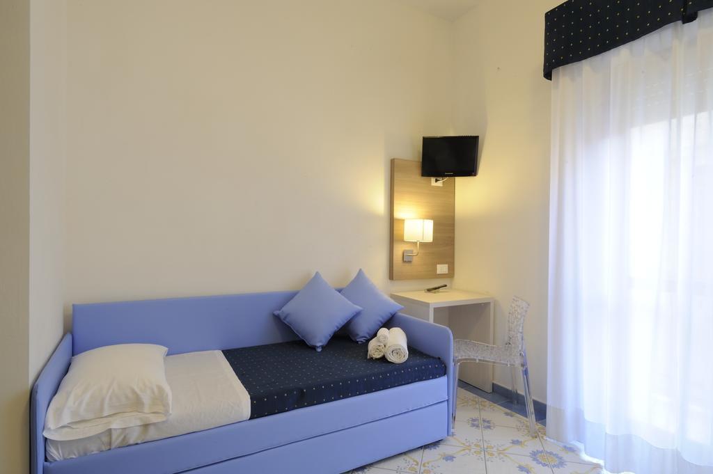 Hotel Delfino Laigueglia Zewnętrze zdjęcie