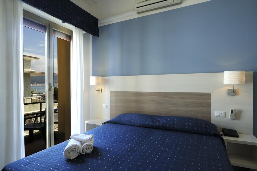 Hotel Delfino Laigueglia Zewnętrze zdjęcie