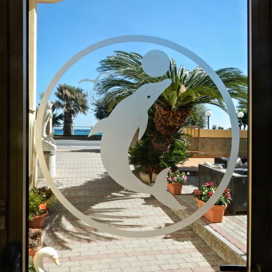 Hotel Delfino Laigueglia Zewnętrze zdjęcie